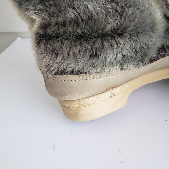 Vintage 70s/80s Faux seal fur Boots by Snowland - Picture 8 of 16
